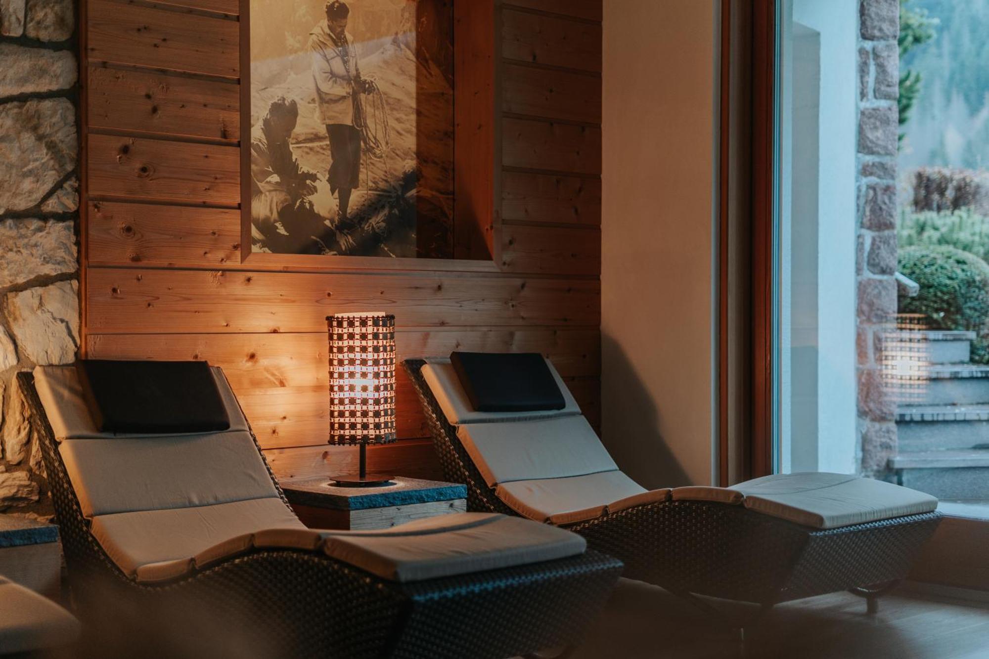 B&B Hotel Mirabel Ortisei Eksteriør bilde