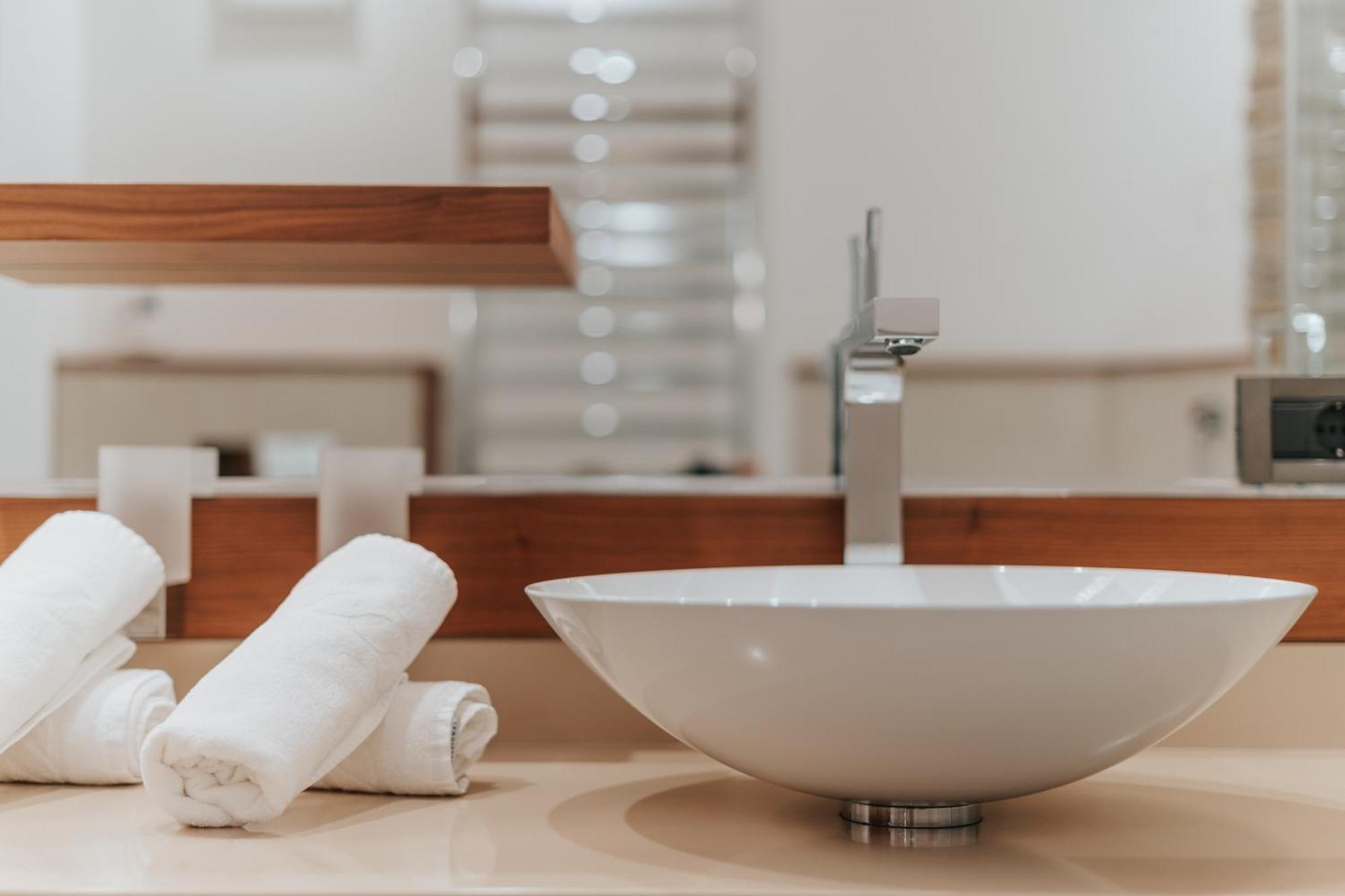 B&B Hotel Mirabel Ortisei Eksteriør bilde