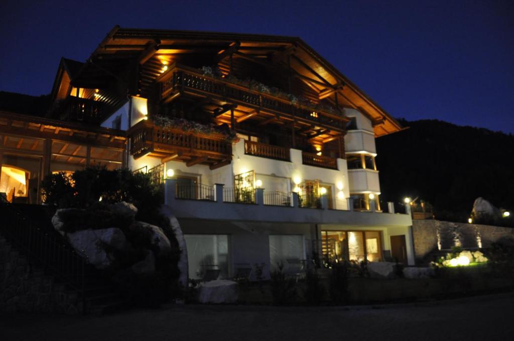 B&B Hotel Mirabel Ortisei Eksteriør bilde